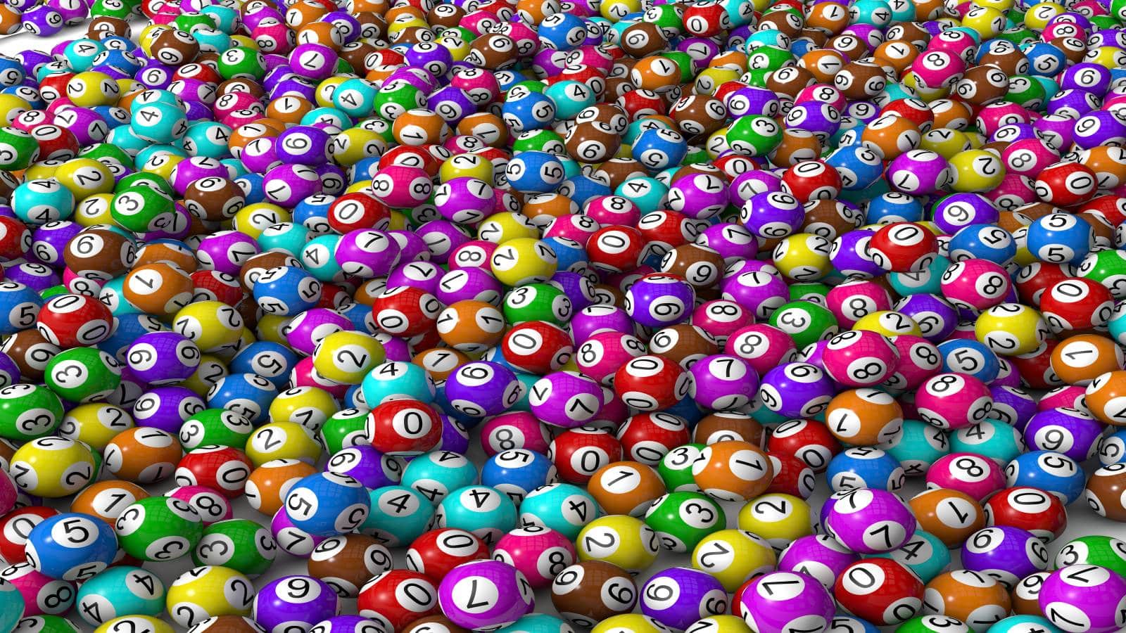 A large pile of lottery draw balls