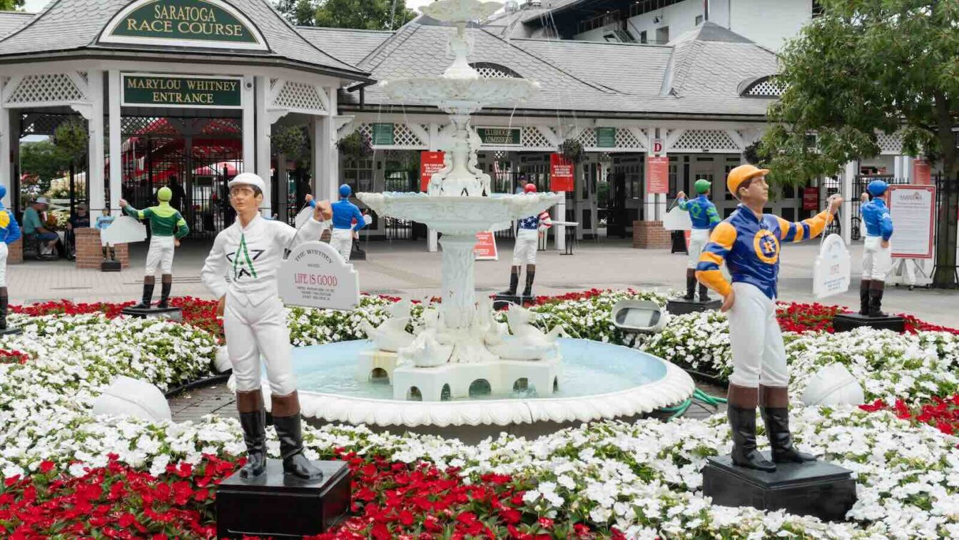 saratoga racing