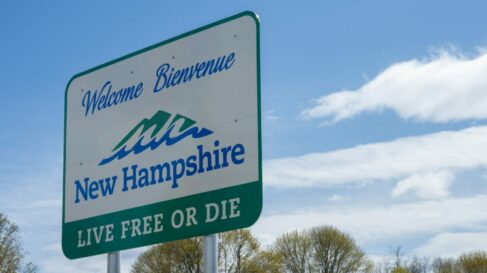 new hampshire welcome sign