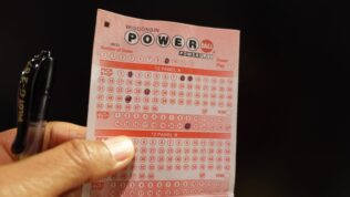 powerball ticket